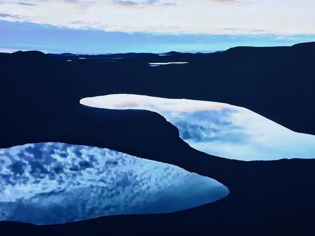 田馥甄的第三张个人专辑《渺小》明明逼格很高，但喷的人却多，而且获奖也不多？