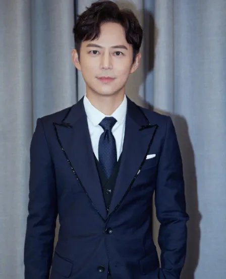 何炅的老婆照片王菁菁