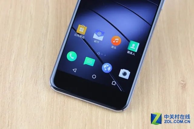 德国工艺品质 Gigaset ME pure双色图赏