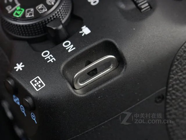 精致简约单机 长春佳能700D售3300元!