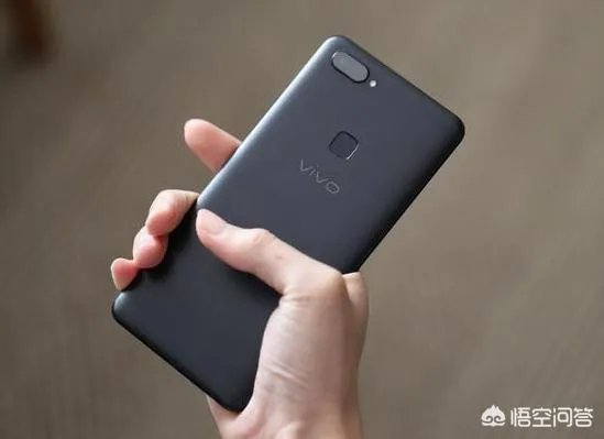 如果vivo Xplay7发布的话，vivo X20这款手机还值得入手吗？