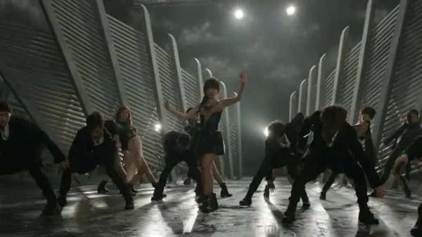 帮我介绍一下T-ARA成员