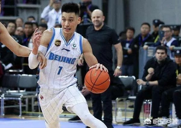 苏群表示：林书豪本人愿意被归化，但还需要家人同意。你认为最终林书豪会被归化吗？