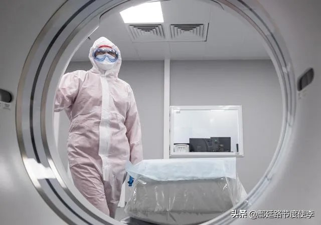 对于俄罗斯现在疫情快速增长大家怎么看？