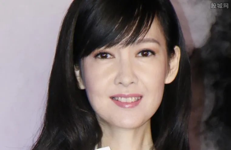 47岁周慧敏不能生育真相曝光 竟为他堕胎多次致不孕