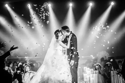 结婚歌曲有哪些  适合在婚礼上播放的歌曲推荐