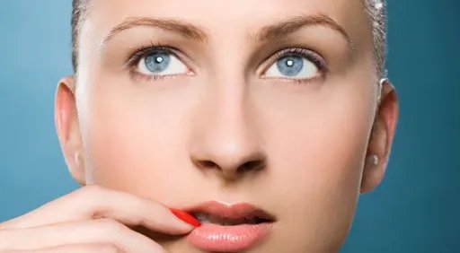 膨体隆鼻副作用