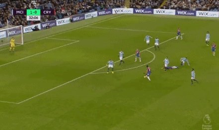 英超第18轮曼城主场2-3负于中游球队水晶宫，落后榜首四分无缘半程冠军。你怎么看？