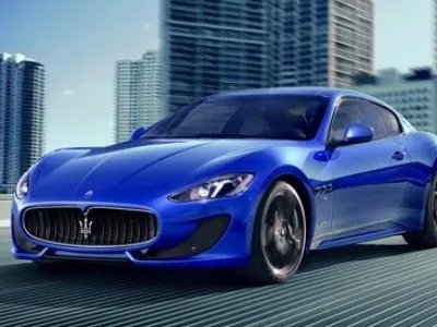 玛莎拉蒂撞宝马案中 为什么连玛莎上的乘客都是犯罪嫌疑人被抓了？