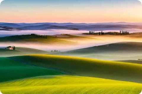 官员对观众叫美女 称只为了拉近彼此的距离