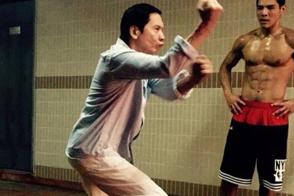 尹国驹和向华强同是黑帮老大，为何结局却大不相同？