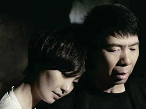 锵锵三人行诉说友情婚姻和演戏  冯小刚说婚姻就是将错就错