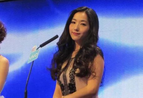 李莉娜最后和谁牵手的她牵手成功是在138期节目