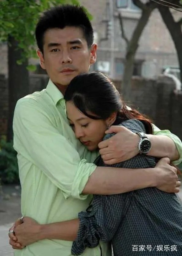 他出道搭档邓超被熟知，10年前演反派遭人骂，如今怎样了？