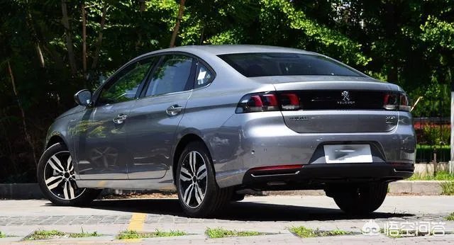 24岁男生想买一辆落地13万的轿车有什么推荐？