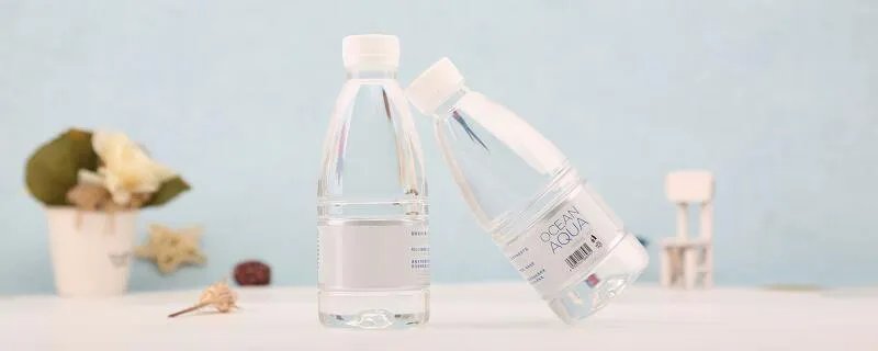 饮用天然水和矿泉水的区别 饮用天然水是矿泉水吗