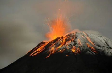 危地马拉帕卡亚火山喷发，上次爆发是什么时候？