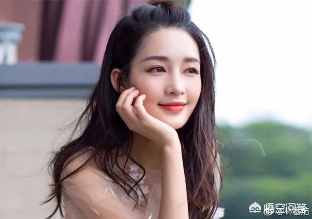 猫腻当着李沁的面说《庆余年》林婉儿原型是另一位女星惹李沁粉丝不满，你怎么看？