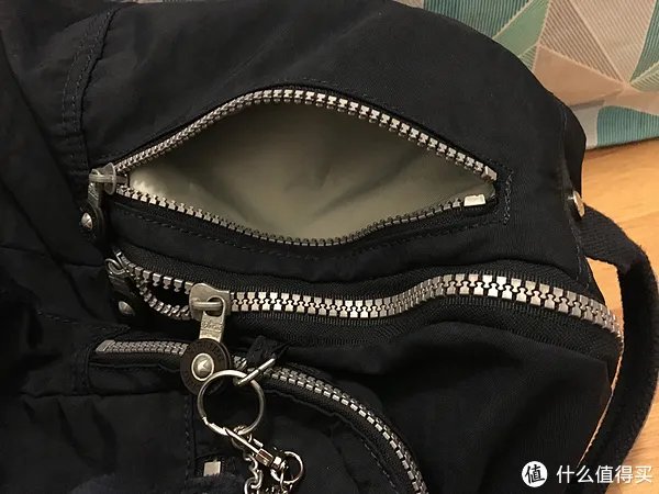 带着食物的猩猩：Kipling 凯浦林 双肩背包