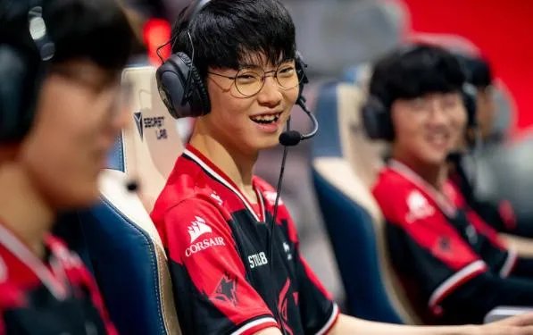 Nuguri爆料：chovy已和Deft成队友，DWG训练赛被DRX打倒15投，你有何看法？