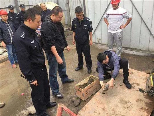 成都地铁施工现场发现一枚炮弹是什么来历？