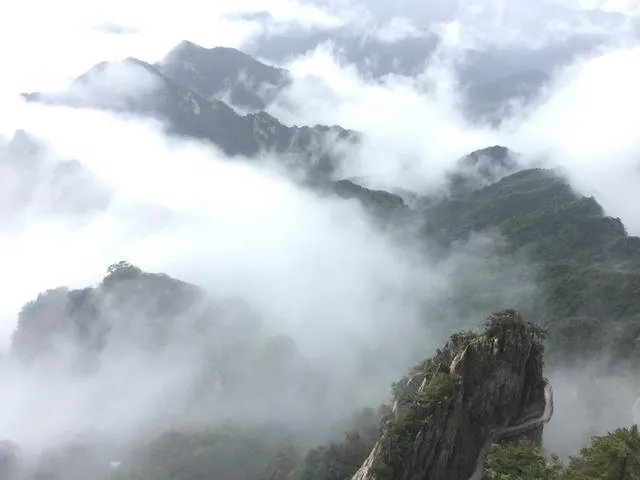 洛阳老君山好玩吗？