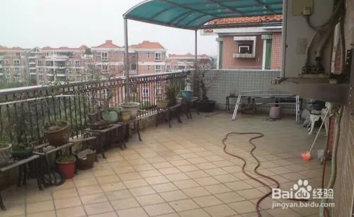 怎么防止撕名牌坠亡