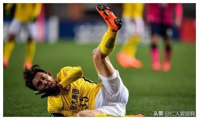 记者：恒大已对一方左后卫李帅进行报价，亚冠能吸引球员加盟！这是双赢选择吗？