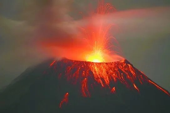 危地马拉帕卡亚火山喷发，上次爆发是什么时候？