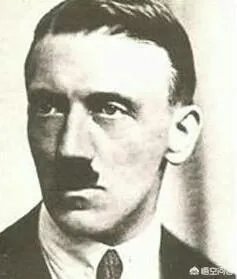 希特勒是怎么从一个下士变成帝国元首的?