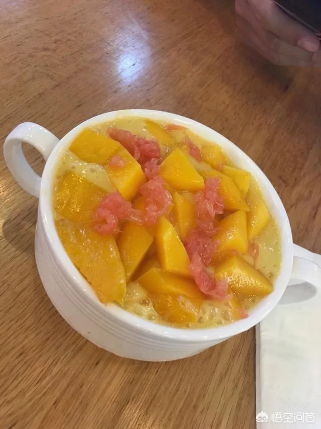 在所有甜品店里,满记甜品怎么样?