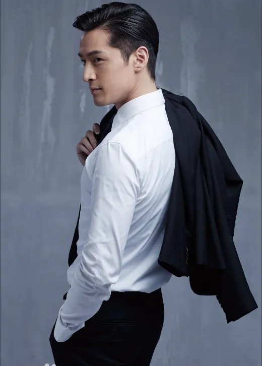 胡歌出现在哪个公司年会？