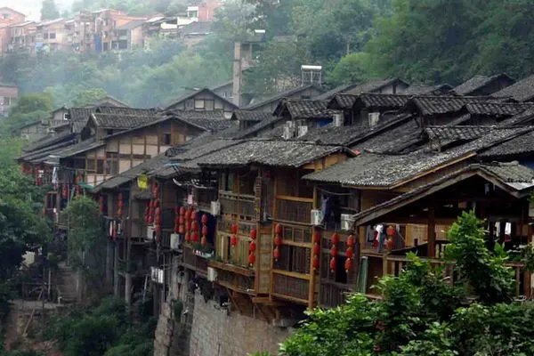 重庆有哪些好玩的古镇 重庆周边哪些好玩的古镇