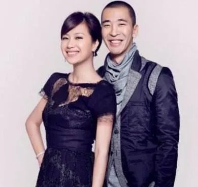 徐静蕾和黄立行相爱10年仍未结婚,他们后来怎么样了?