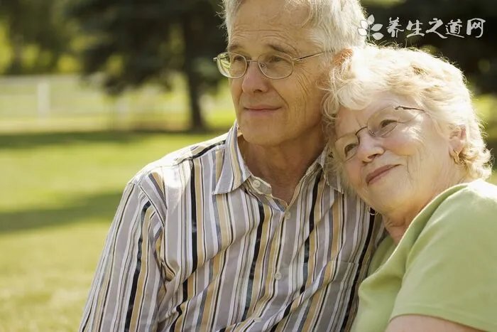 哪种牙膏美白效果好