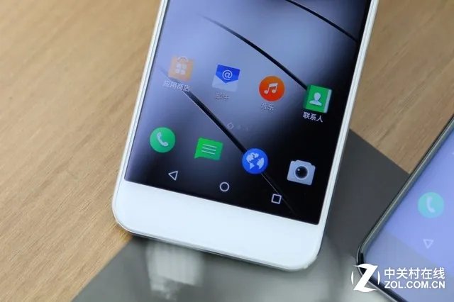 德国工艺品质 Gigaset ME pure双色图赏