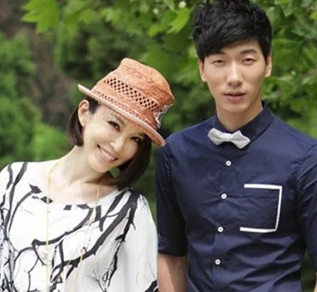 张亮老婆寇静资料公开 天天终于做哥哥了