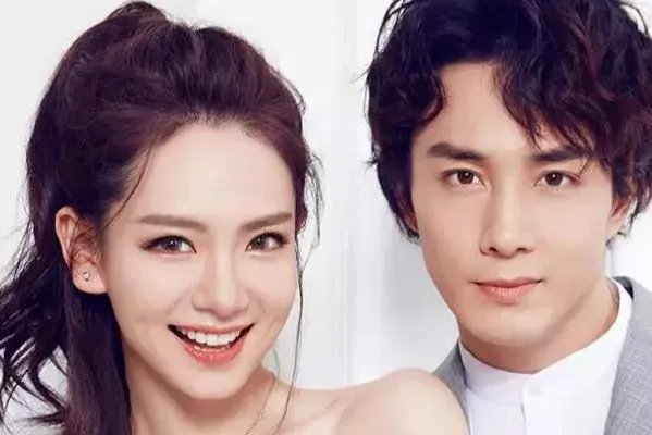 了解他的背景后，才知道戚薇嫁对人了，李承铉家庭背景有多强大？