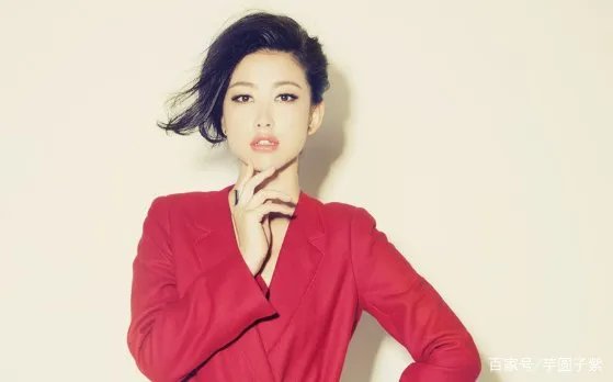 她被誉为国内“第一女王”，碾压韩雪，为什么说王思聪娶她都是高攀？