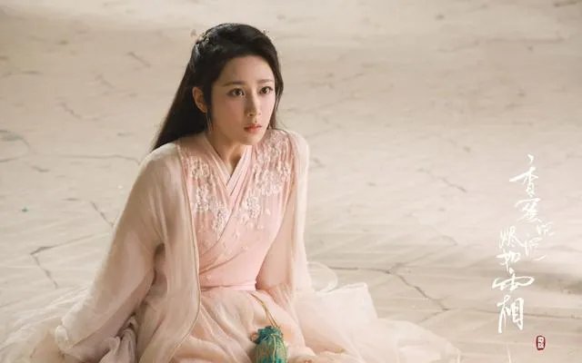 杨紫瘦了那么多,有谁知道她是怎么减肥的吗?