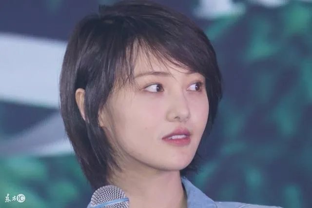 郑爽的微博小号是什么？