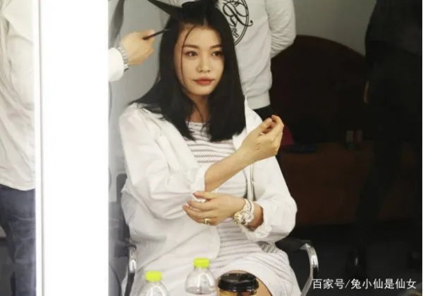 汪峰前妻葛荟婕，一段视频引争议，对此你怎么看？