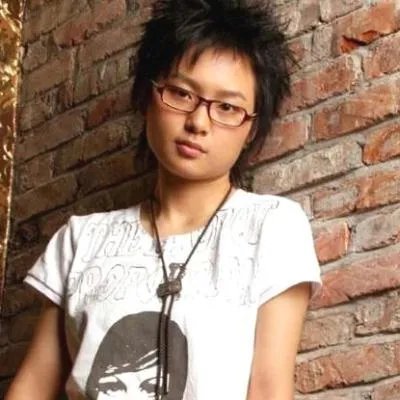 wuli周笔畅撞脸张馨予 和孙坚恋情细节大曝光