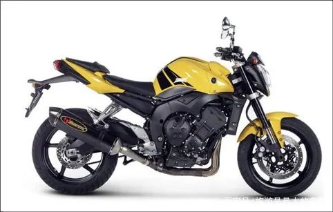 请大家推荐个2-3万的二手摩托吧？