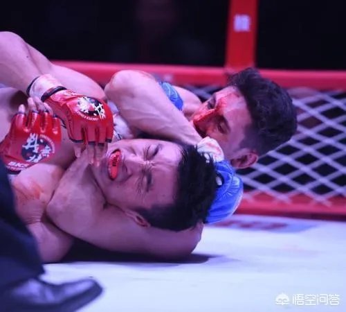 李小龙在电影中决斗时双腿不断跳动，在实战中真的有用吗？有什么科学依据？