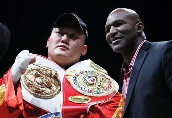 要是张君龙和崔洪万，谁更厉害？