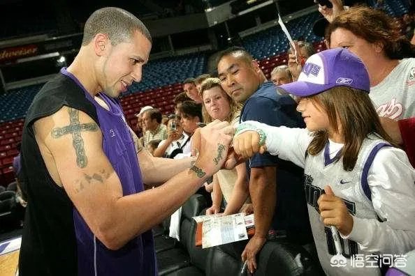 上赛季，辽宁男篮赵继伟曾经被主队球迷破口大骂，险些动手，当时怎么回事，谁的错？