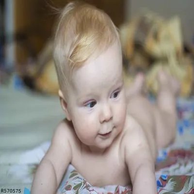 两个月的宝宝吐奶是怎么回事