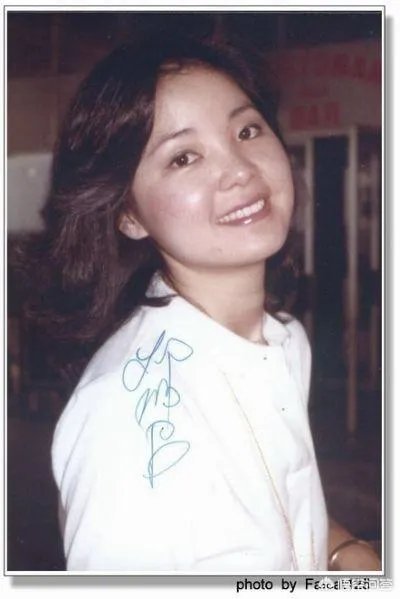 邓丽君为什么在那个年代那么红？