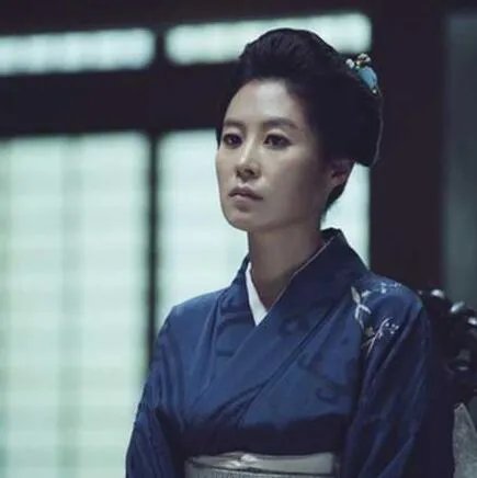 扒一扒文素利老公是谁 对爱人“施暴”好好先生不发火